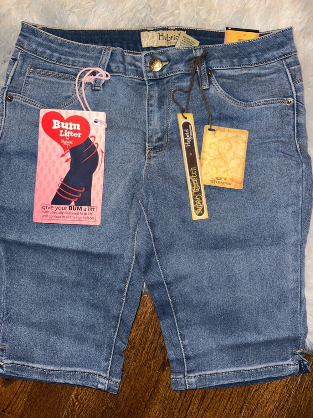 Hybrid & Co Denim Bum Lifter Short Super Stretch Medium Blue - NWT Size 9